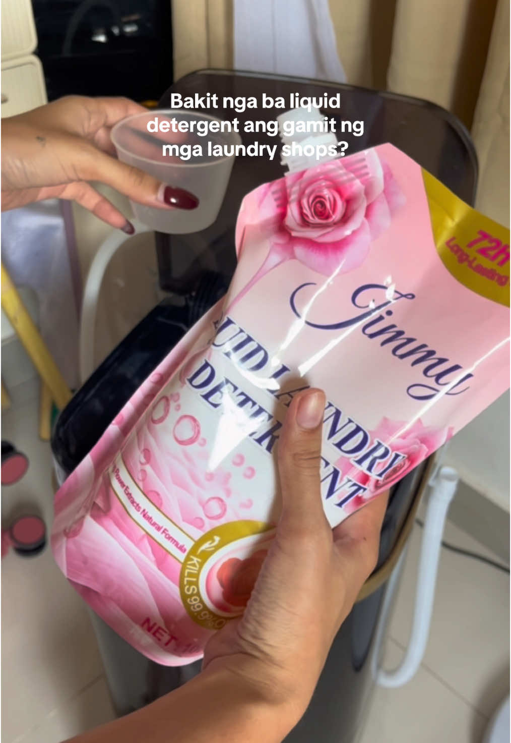 Ikaw anong sabon pang laba ang gamit mo sa mga damit mo? #laundrytok #liquiddetergent #washclothes 
