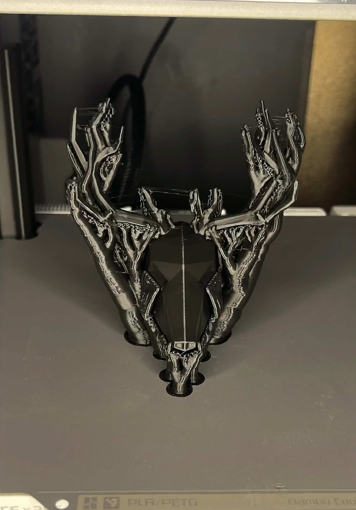 Toilet paper roll holder 🚽 🤩#layerworks #toilet #toiletpaper #holder #3dprinted #3dprinter #3dprinting #bambulab 