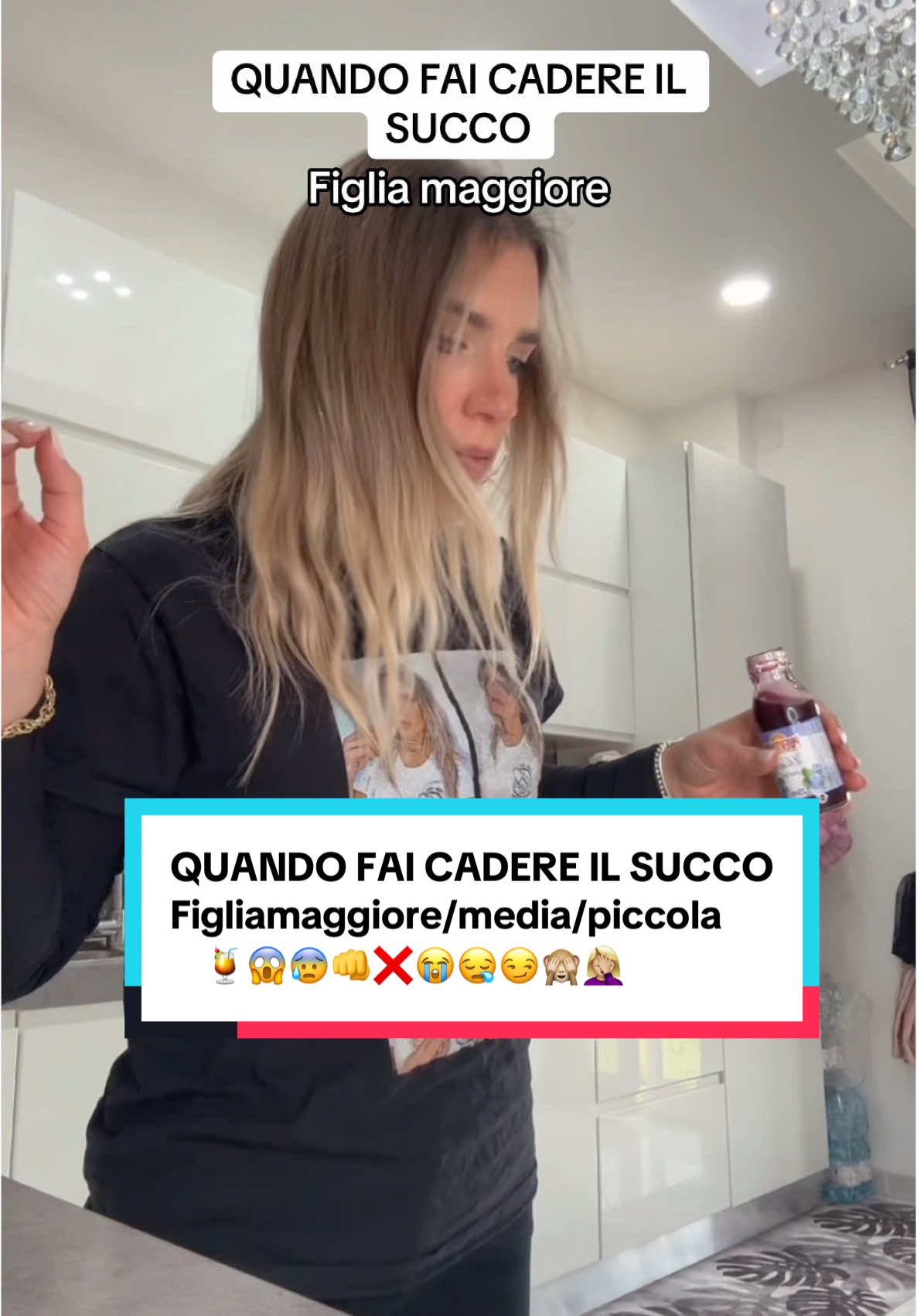 E tu, quale figlia sei? #succodifrutta#farcadereilsucco#incidente#figliamaggiore #figliamedia#figliapiccola#figliaviziata #mammaefiglie#comedy#commedia#humor#ironia#comica#comicità #sifaperscherzare #sifaperridere #parati#fypツ #xcyzba 
