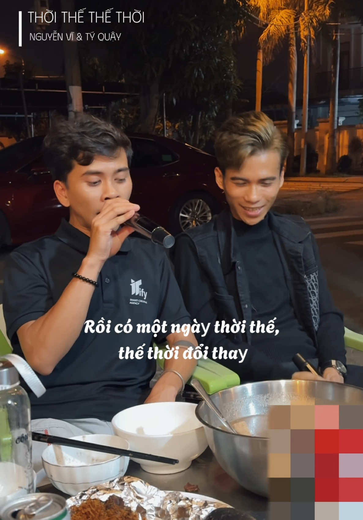 Ϲhẳng có chi vội ta cứ chậm bước thế thôi... @Nguyễn vĩ  #thoithethethoi 