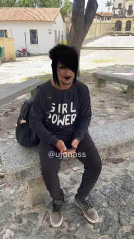 Mó badje 😔😣 #ujonass #manotipo #meme #emo 