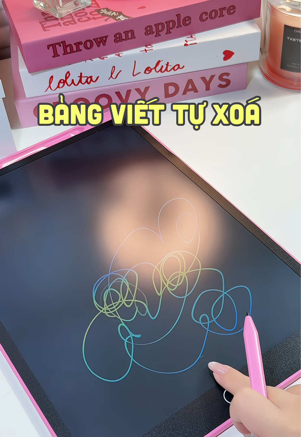 Có bảng viết tự xoá này tha hồ cho bé viết bé chơi không sợ tốn giấy #bangviettuxoa #bangviettuxoathongminh #dochoichobe #dochoithongminh #dochoitreem #dochoitritue #tapvietchobe #reviewcamoi #xuhuong #viral #tienichcuocsong 