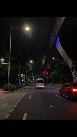 ajarkan aku cara tuk melupakanmu😔