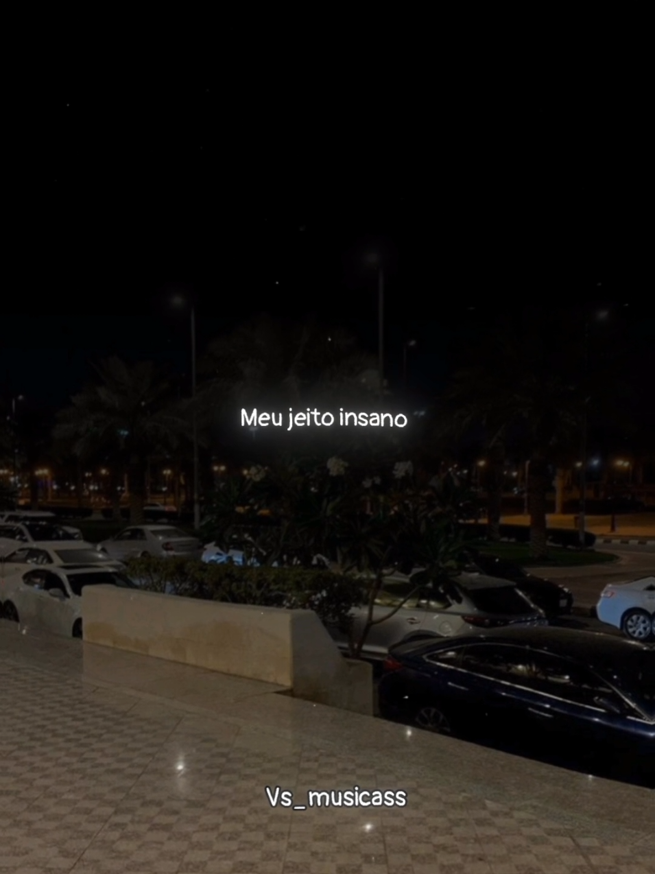 virei refém desse amor...❤️🎶 #deivinhonovaes #vouteenprestarosmeusolhos😍💖 #comoteusorrisoélindodesever #avidaeminhamasmeucoraçãoeteu #videosmusicais #lirycsvideo #lirycs_music #tipografiasmusicas❤🎶 #sofrendoporamor💔 #musicasofrencia 