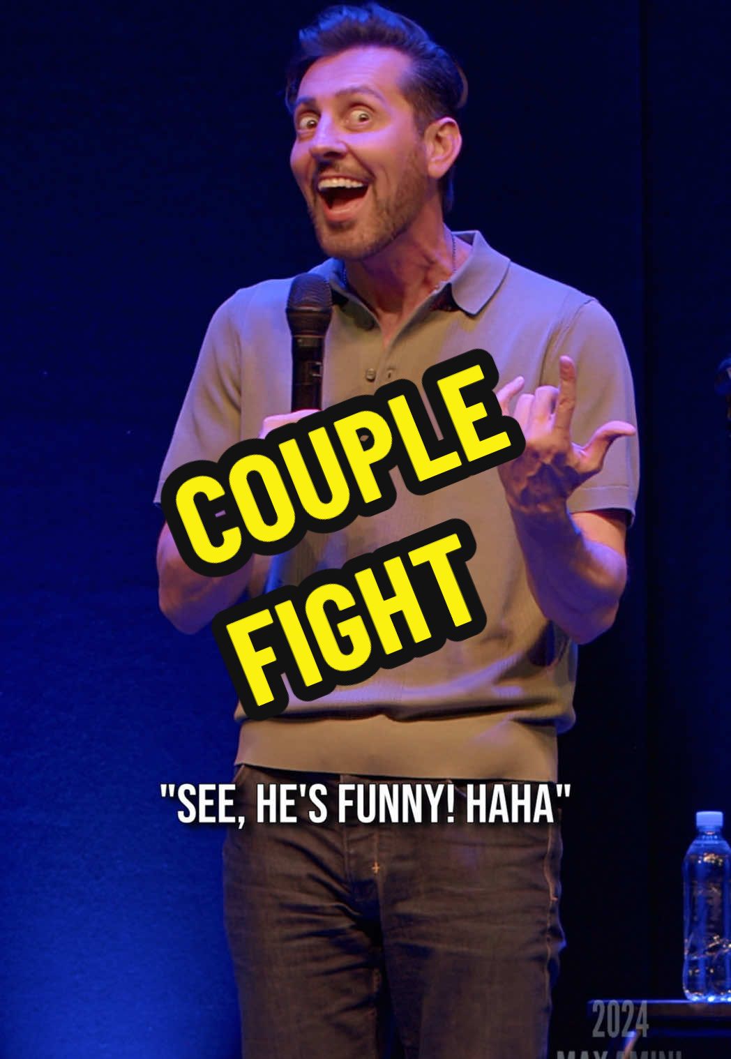 There's a time to stand your ground, and a time to kiss and make up—getting an applause for it pretty unique though! #makeup #lovers #comedy #maxamini #standupcomedy #fyp 