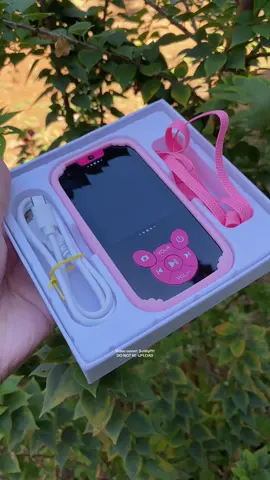 Hindi na to basta “ayayay” kundi high tech na phone na for kids 😉