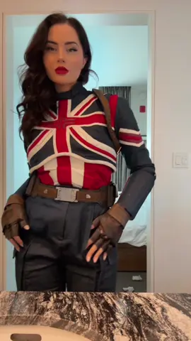 Hey Ms. Carter 🇬🇧 I was so happy to get to meet so many of you wonderful people at #c2e2 yesterday! ♥️ #captaincarter #cosplay #captainamerica #marvel #fyp 