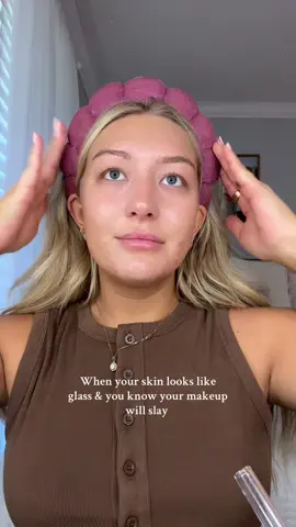 @LaRochePosayUS all day everyday 🫡🫡🫡🫡 #fyp #foryoupage #Lifestyle #skincare #skinprep #makeup #makeupskinprep #larocheposay #viral #trending #influencer 