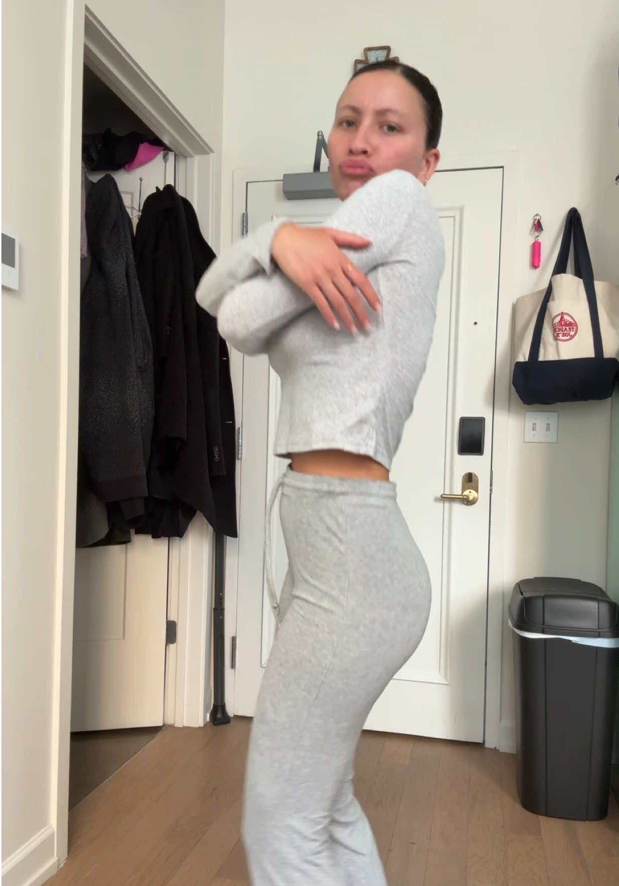 Happy Sunday! Btw this song is living in my head 24/9