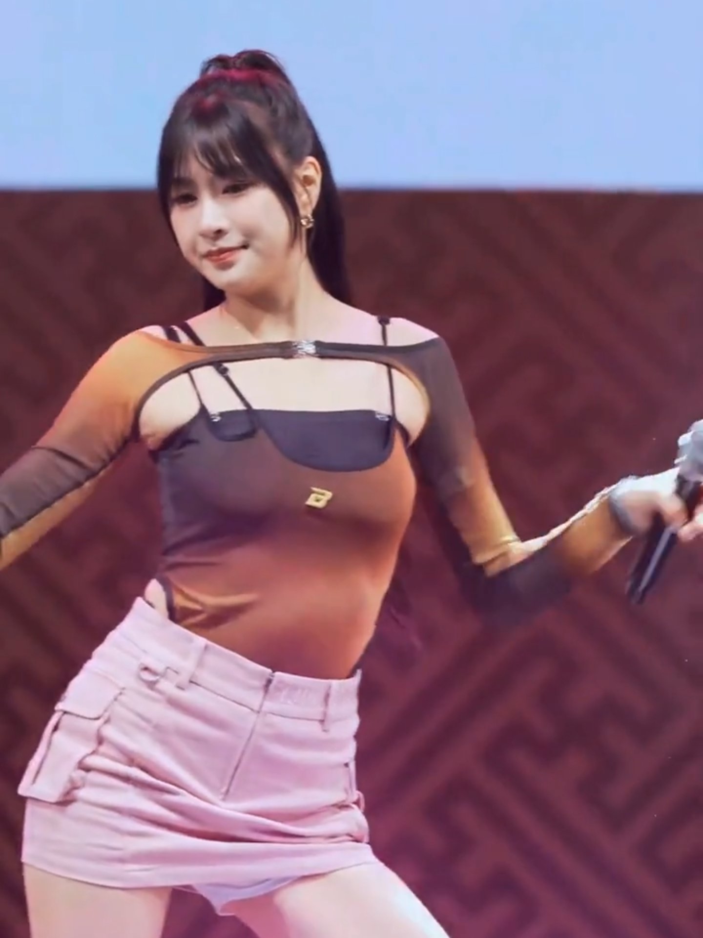 NoNoNo #노노노 𝔸𝕡𝕚𝕟𝕜 #Apink #에이핑크 #Chorong #초롱 #Bomi #윤보미 #Eunji #정혜림 #Naeun # 손나은 #Namjoo #김남주 #Yookyung #유경 #Hayoung #오하영