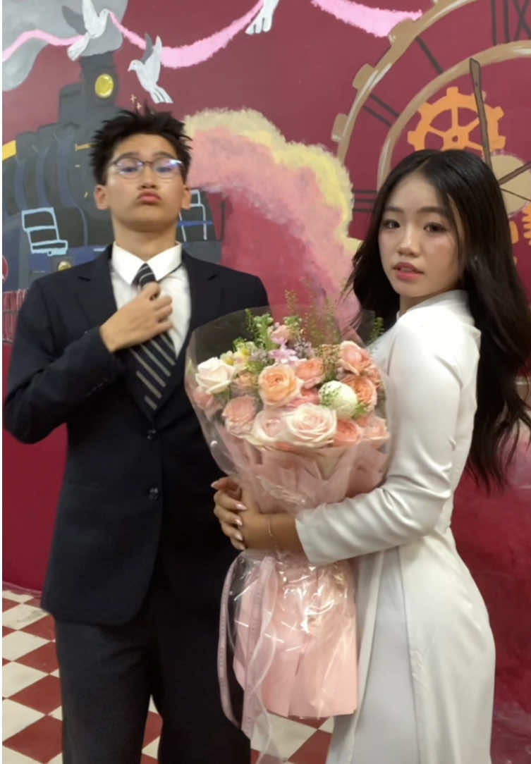 @thienthienthien_  #viral#hottrend#kỉyếu#quochocquynhon#transition#xuhuong#tiktok#cap3#thanhxuan#kyyeu#lop12#fyp#foryoupage#pov#friends#a2k102#hocsinh#bienhinh#hot#learnontiktok#vietnam#gaidep#xuhuongtiktok#friendzone 