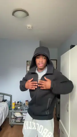 dc: @Razzz💫 @SJ Addison #fyp #goviral #dancer #dancechallenge #foruyou 
