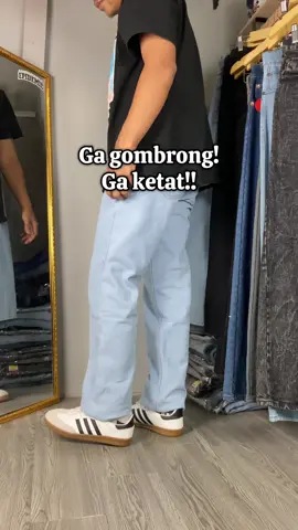 Ga gombrong dan ga ketat!! #dailyoutfitstore08 #outfitideas #foryou 
