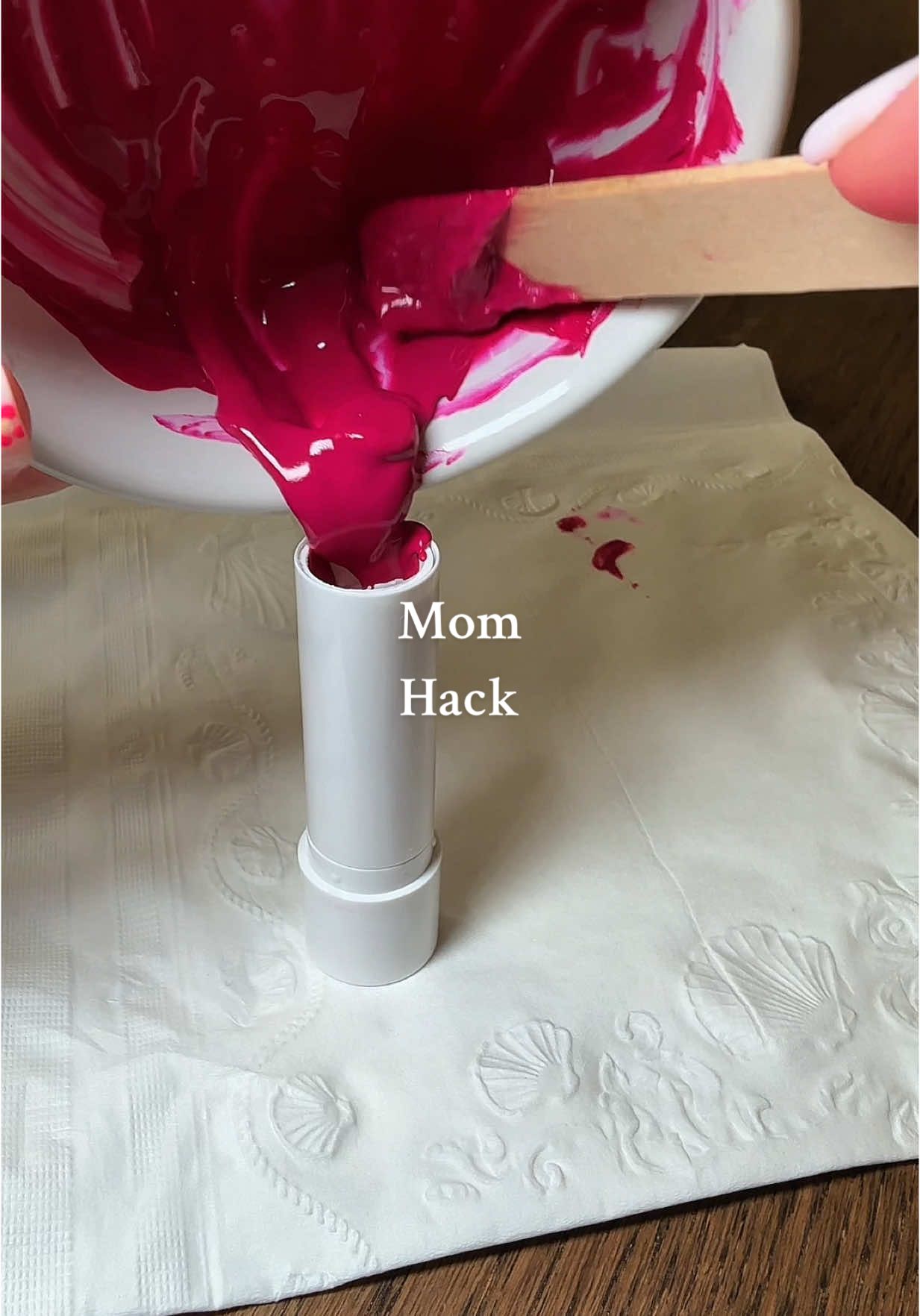 no more throwing away spoiled lipsticks 🫣 #MomsofTikTok #mom #beauty #beatytips #firsttimemom #momhacks #momtips #momsover30 