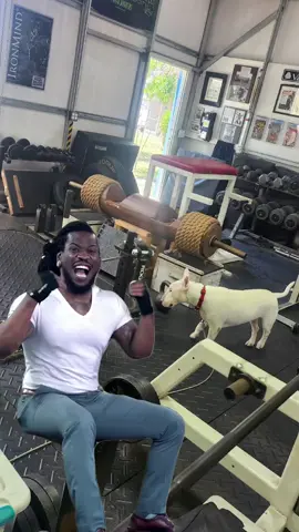 Another workout day at Asgard Training Center in Bradenton, Florida 🏋‍♀️.  #gym #weightlifting #weighttraining 