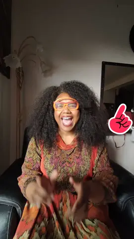 Chaque défi est une opportunité déguisée!💡 Tu doutes parfois de toi? Tu as l'impression de ne pas être à la hauteur?  Ne t'inquiète pas, on est tous passés par là mais rappelle-toi c'est dans ces moments de doute que l'on grandit. 🌵 Alors la prochaine fois que la vie te lance un défi, dis-toi que c'est une chance d'aller encore plus loin. 🚦Et toi, quel défi tu as permis de te surpasser?  Partage ton histoire en commentaire ✍️ car ensemble en avance on grandit #LASAISIKA #lasaisika🚀 #motivation 