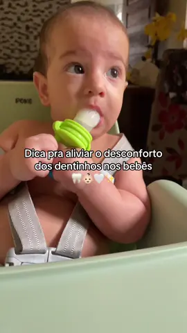 Dica pra aliviar os dentinhos dos bebês 🤍 #maternidade #bebe6meses #bebe5meses #maternidadereal #rotinacombebe 