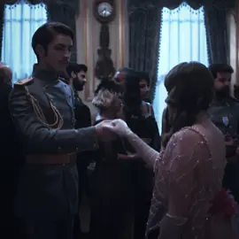 I had to make a separate edit just w this scene 🥹 || #hileon #vatanimsensin #miraydaner #borankuzum #turkishseries #viraledit #edits 