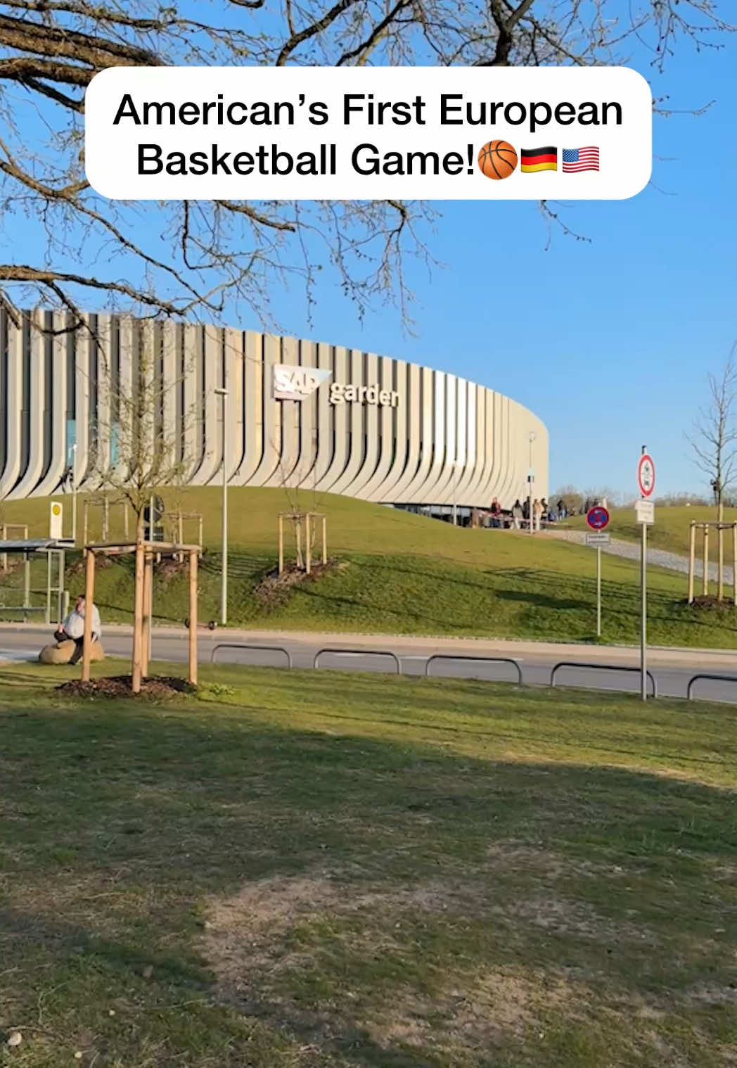 American’s First European Basketball Game!🏀🇩🇪🇺🇸#fyp #german #comedy #germany #euroleague #basketball #münchen (ft: @philippmayer_ )