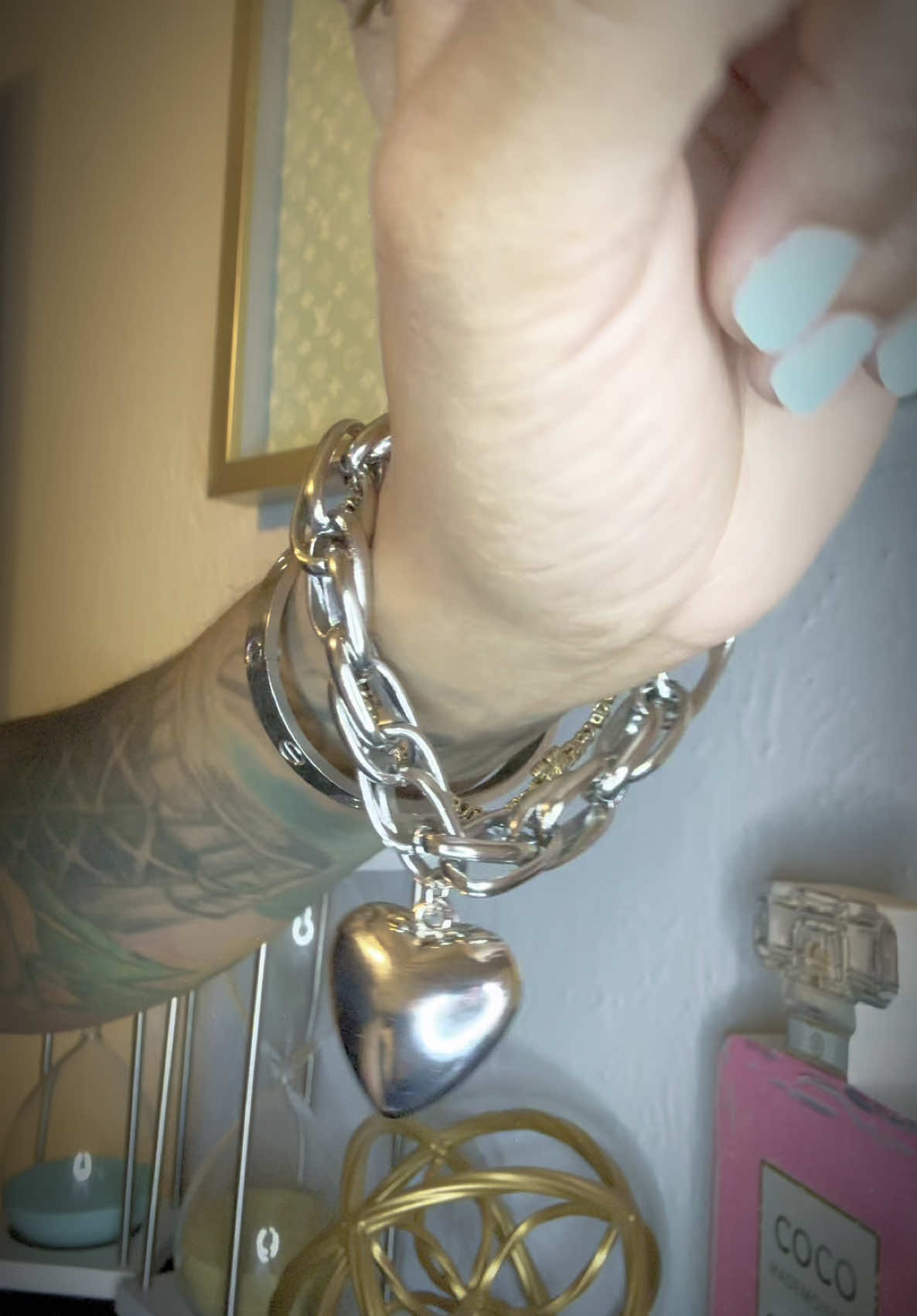 The Heart Shape Bracelet 🩷 Head Over To My TikTok Shop to Shop My Online Boutique “Bossy Tingz!” By Boss Nailz LLC. 🛒🛍️ Sign Up For Email Alerts To Receive 10% Off Your First Purchase of $50 or More! This is For ALL The Girlz! 🫶🏼 . . . #boutique #fashion #boutiqueshopping #style #shoplocal #shopping #OOTD #shopsmall #onlineshopping #SmallBusiness #shop #onlineboutique #fashionstyle #boutiquefashion #boutiquestyle #fashionblogger #fashionista #instafashion #Love #dress #clothing #moda #accessories #instagood #clothes #handmade #trending #newarrivals #womensfashion #supportsmallbusiness