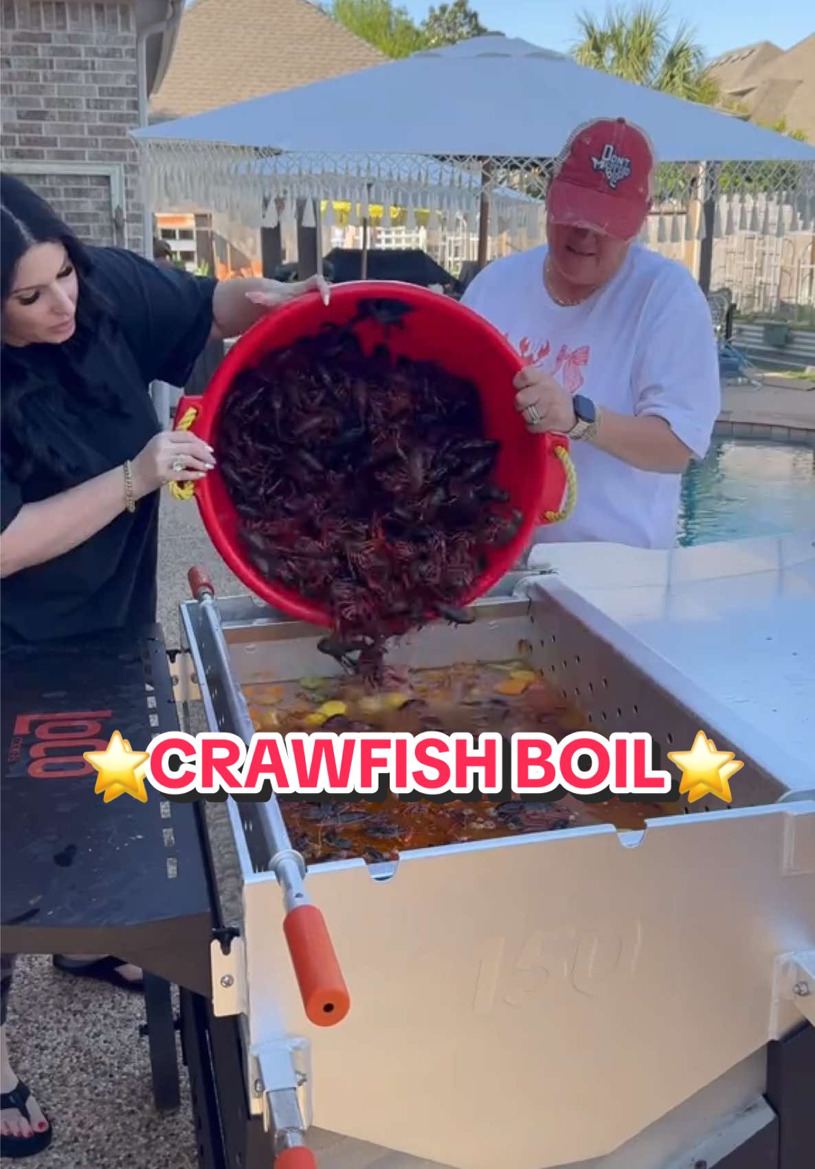 ⭐️LET’S MAKE THIS CRAWFISH BOIL⭐️ #crawfish #boil #seafoodboil #mukbang #setup  @Little Cajun House 