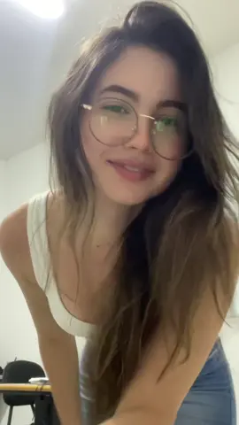 mãe presa? empresa? 