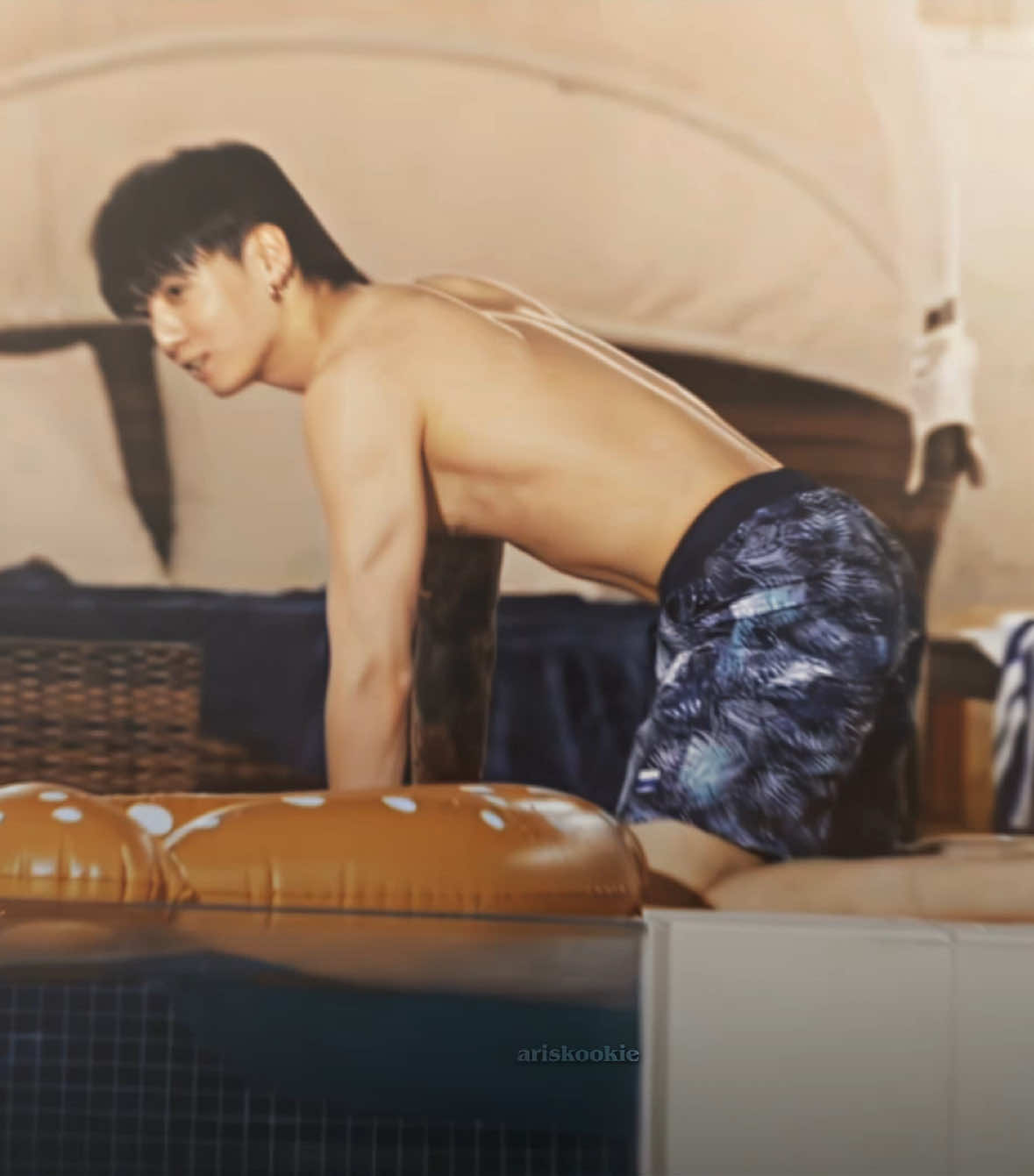 bro has a bigger butt than me #bts #jungkook #btspavedtheway #edit #fyp 