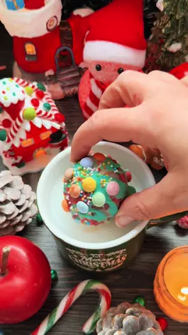 #christmas #christmasvibes #christmascountdown #christmastiktok #christmas2025 #christmastime #christmaslover #christmastime #wintermood #asmr #hotchocolatebomb 