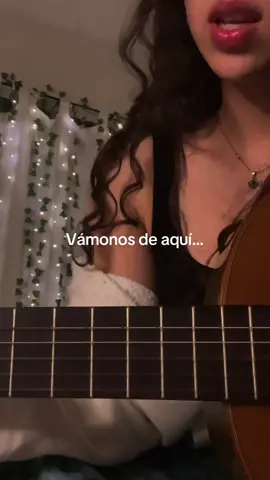 Regálenme una cuerda 😭 #edmaverick #ropadebazar #cover #musica #cancion #singing #fuentesdeortiz #vamonosamarte #acurrucar #guitarra #tutorial #karaoke #parejas #amor #enamorado #triste #kevinkaarl #fyp #paratiiiiiiiiiiiiiiiiiiiiiiiiiiiiiii 
