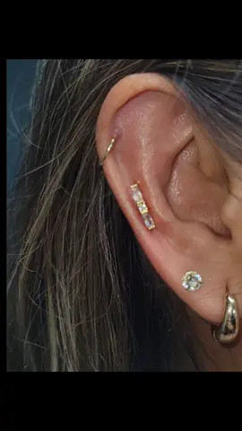 #helixpiercing #fyp #trending #lunasink #bodyart #tattoos #piercings #bodypiercer #bodyart #lunasink #california #818 #avenal #piercingsession #piercer #piercingstudio #tattoostudio 