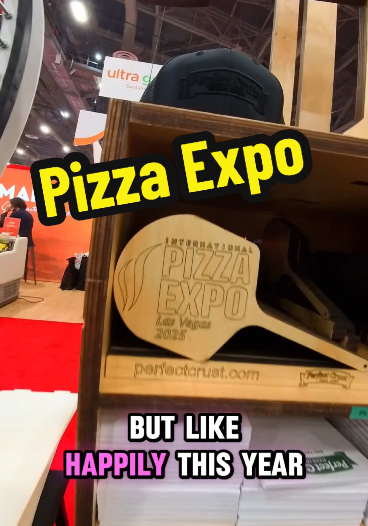 Pizza pizza #frizzzz #vegas #promotionalmodel #pizzaexpo #pizza #vegastiktok 