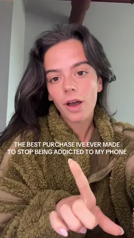 I’m literally so excited to have a dumb phone again #theruthlesseliminationofhurry #brick #dumpphone #bestpurchase #phoneaddiction #brickedphone  link to the BRICK for 10% off: https://www.getbrick.app/TATUM74406