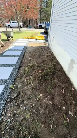 #apuntale #blueacres #landscaping #blue #acres #work #cleanup #LifeHack #parati #fyp #bobcat #redmax #spring #dailymotivation #hustle #echo #dailyhustle #thatching #nj #tiktok #landscaper 