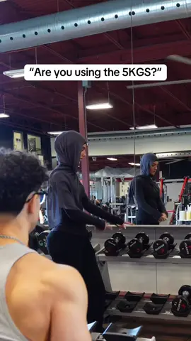 😐