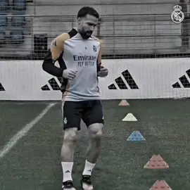 رجع محبوبي🇪🇸👆🏻.  #foryou #realmadrid #fyp #viral #edit #تصميم #داني_كارفاخال #كارفخال 
