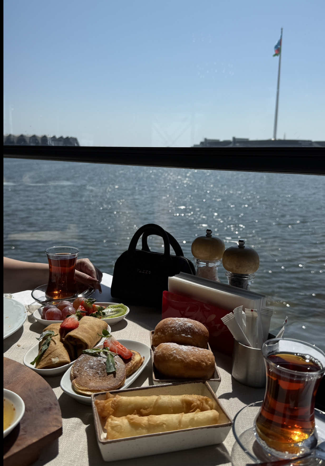 @Ruby360Baku  #kahvaltı #azerbaycan🇦🇿 #azerbaijan #baku #travel #breakfast @Aygunm18 