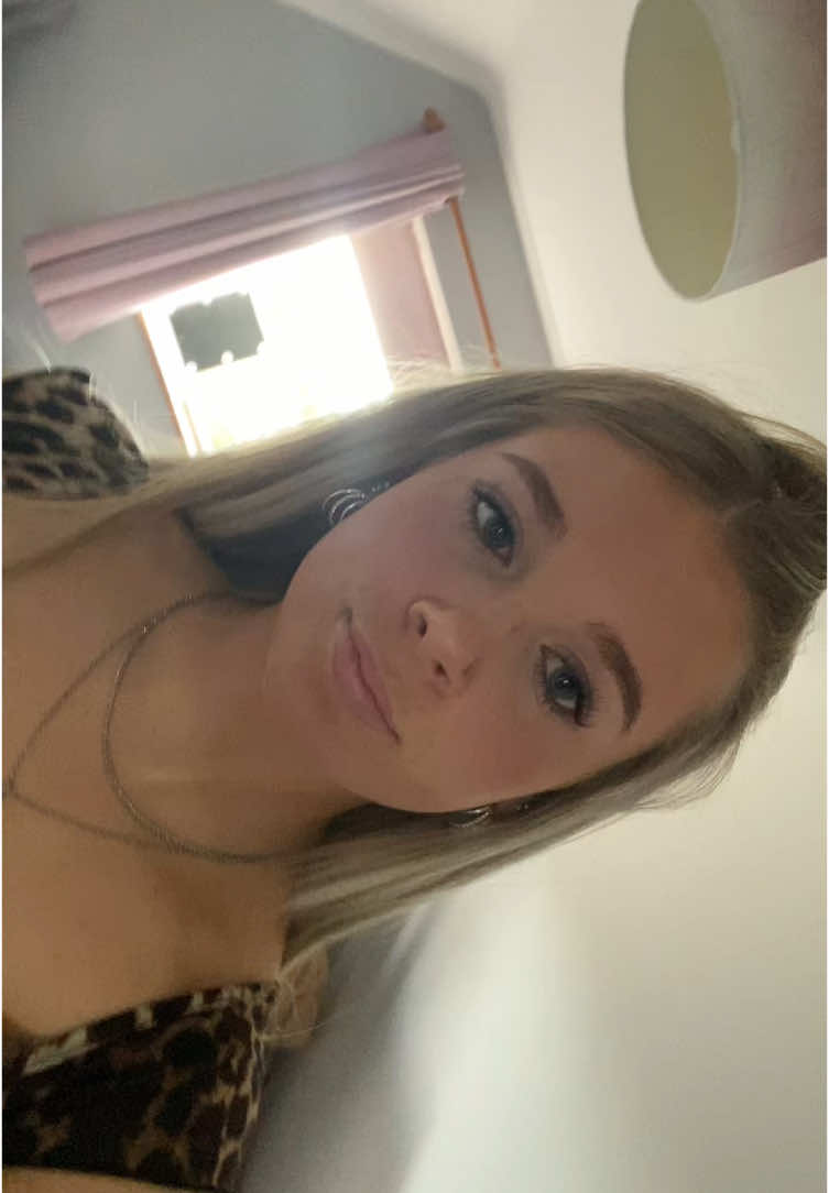Kayleigh’s 🎉🥳 #over21 #fyp #donttakethisdown #18thbirthday #fakebodyy⚠️ 