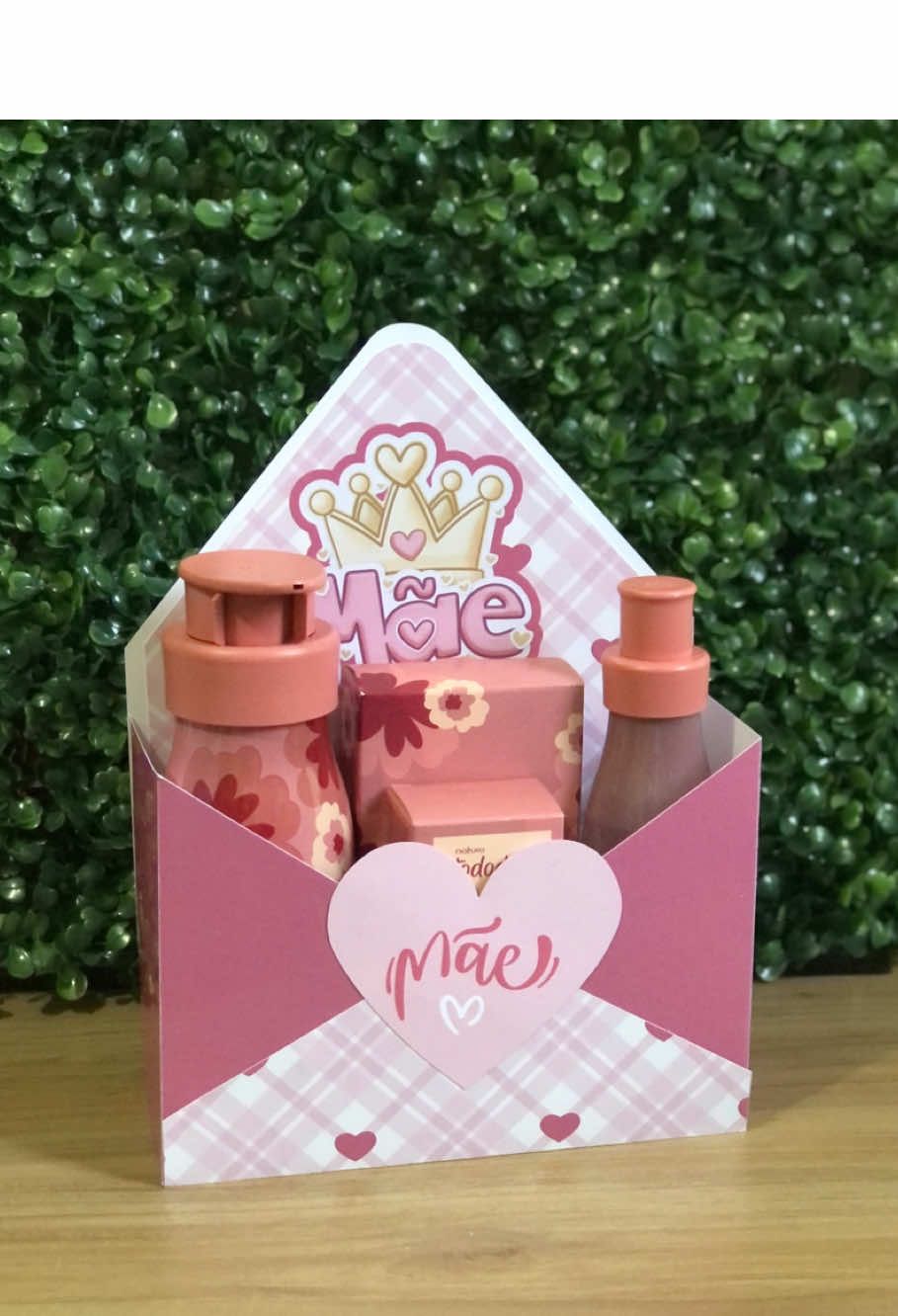 Montando caixa envelope dia das mães 💖✨  #diadasmães #lembrancinha #cesta #papelariapersonalizada #fyp #personalizados #asmr 