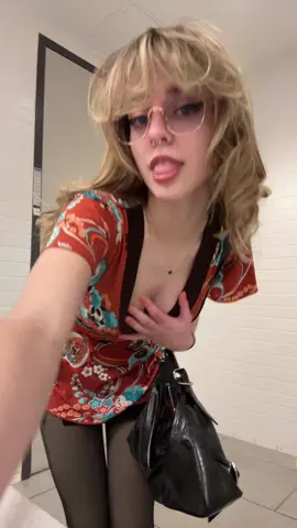 fit check💗 #uiuc #tiktok 