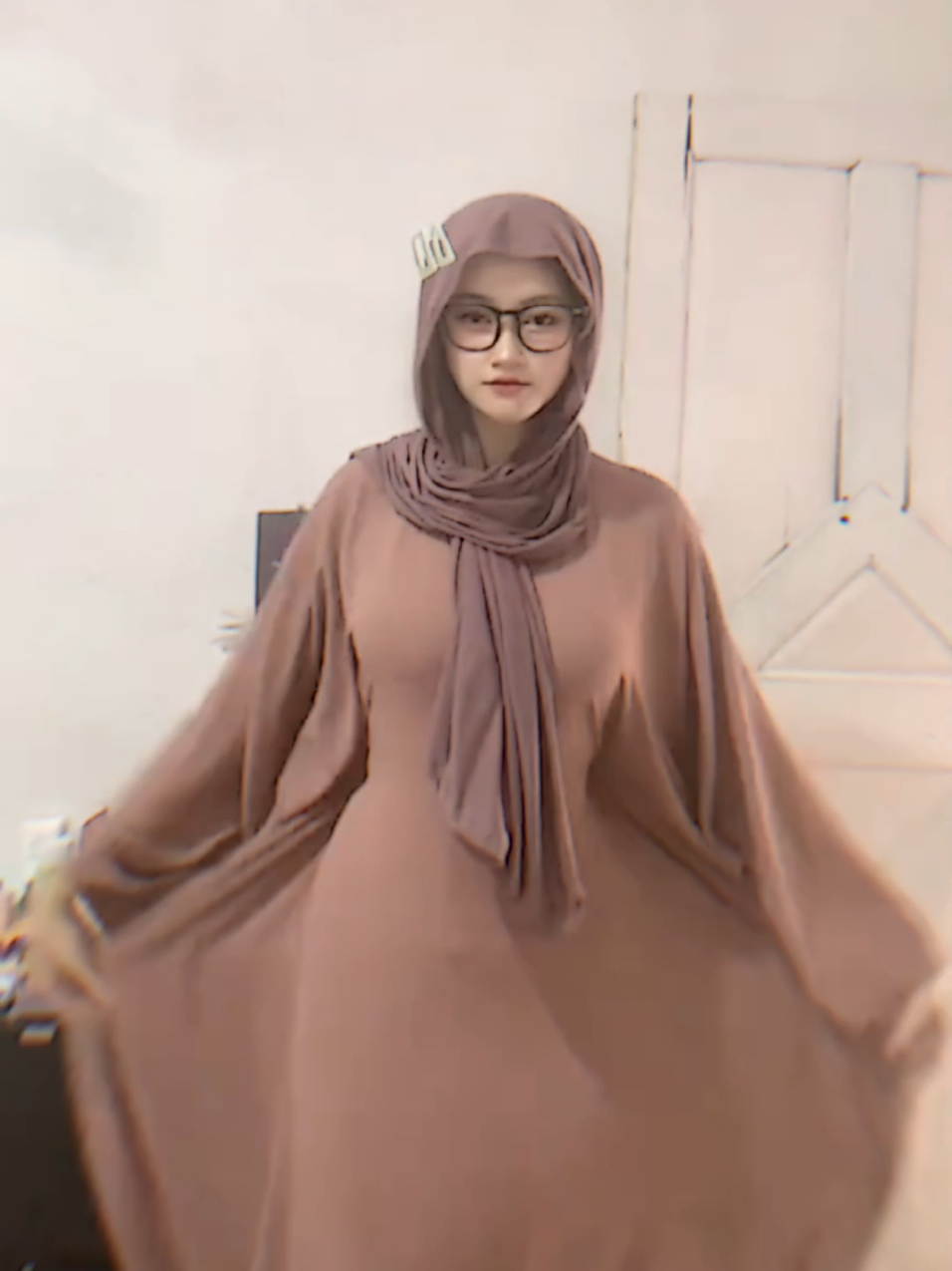 😋😋😋 acc: panggilakujutoo   #pemersatubangsa #jj #JUTOO #cewekcantik #gitarspanyol💃  #hijab #fyp #pulen 