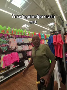 YouTube- Mikefrmflawda #fyp #funny #viral #walmart #trolling #fypシ 