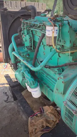 Grupo electrógeno de 90 kva - 440 voltios Mantenimiento  #electroica #icatierradelsoleterno 