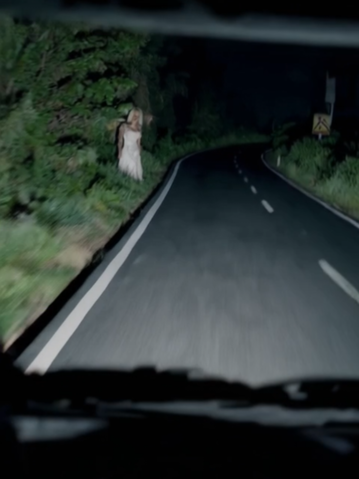 GHOSTS FILMED BY CAMERA #mystery #horror #scary #ghost #fantasma 