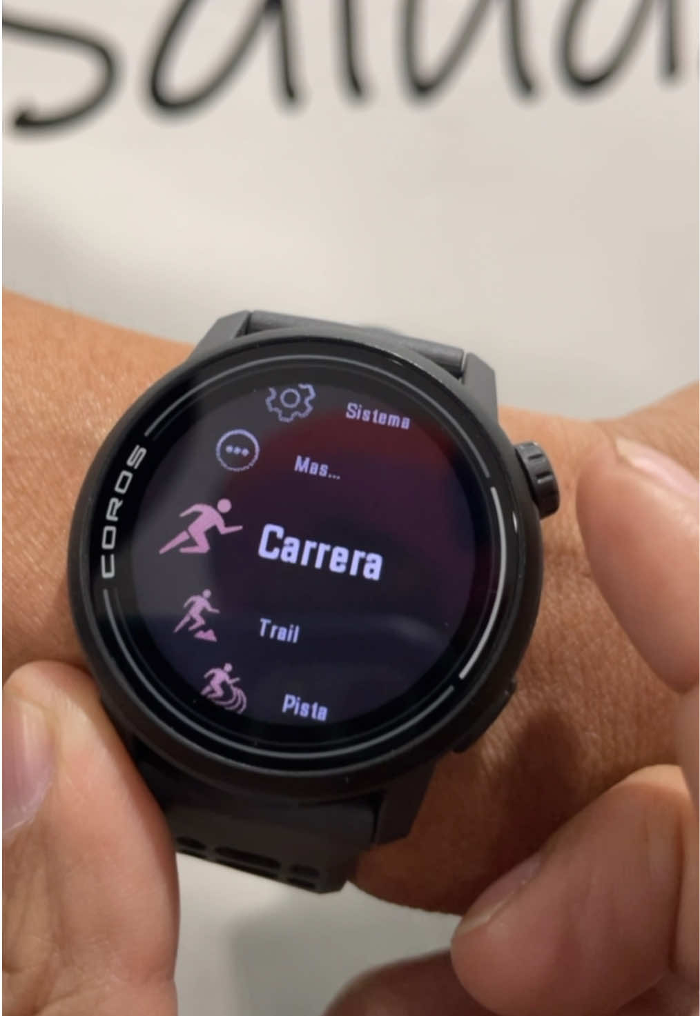 COROS PACE 3 ☑️Reloj Deportivo con GPS Ligero y de perfil bajo para comodidad durante todo el día y la noche. ☑️17 días de uso regular/38 horas de GPS completo. ☑️Sensores de última generación de frecuencia cardíaca óptica y SpO2. ☑️Altímetro barométrico para una medición precisa de la elevación. ☑️Función de navegación breadcrumb para mantenerte en el camino. ☑️Pantalla táctil transflectiva siempre encendida de 1.2”. ☑️GPS de doble frecuencia para un cálculo preciso de la distancia. ☑️Disfruta de tu música favorita con soporte de audio integrado. ✅Incluye banda (nylon o silicón) y cable de carga. ✅Garantía 2 años.  🏷$309.99 Tomatelo con calma, todos nuestros productos son sujetos a cambios 💱 📲Busca en nuestro catálogo nuestra variedad de diseños: https://vercatalogo.com/hapyrunning/products/by-category/apcui 📍Ubícanos en Colonia San Benito Calle las palmas 139 atrás de zona rosa ⏰Horarios:Lunes a viernes de 10:00 AM a 6:00 PM Sábados 9:00 AM 5:00 PM 📞WhatsApp +503 6936-9634  🚚Envíos a nivel nacional 🎽Que tu PR sea una vida saludable HAPY#Running #vidasaludable 