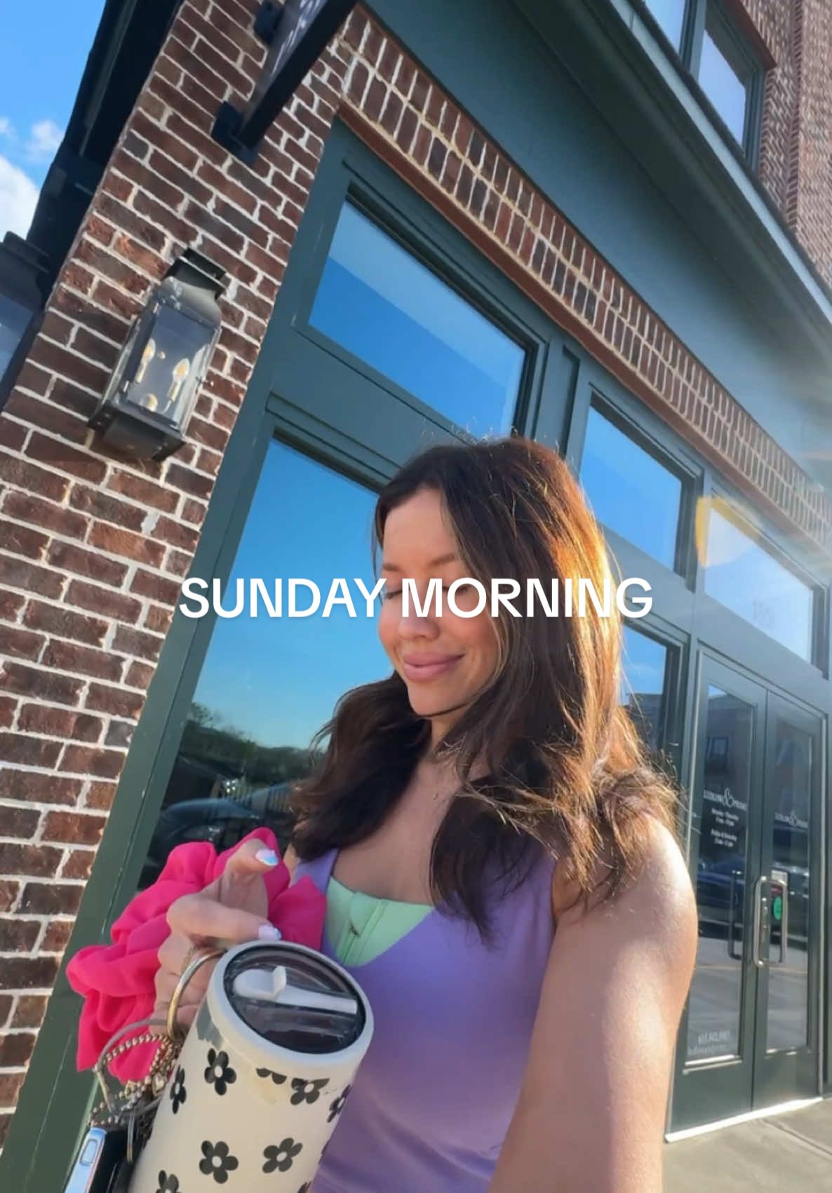 Happy Palm Sunday🕊️💕Sam officiated a wedding today & I held down the fort! We had sports back to back too this afternoon! How was your Sunday?! Ilysm! #momoffour #momlife #sunday #sundayreset #momroutine #routine #normalhome 
