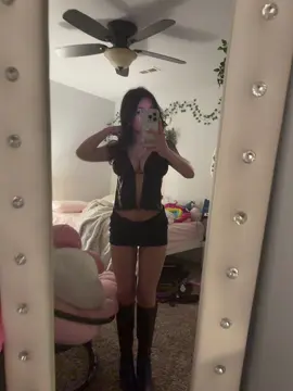 me listening to this song knowing damn well i dont want anybody to come backto me