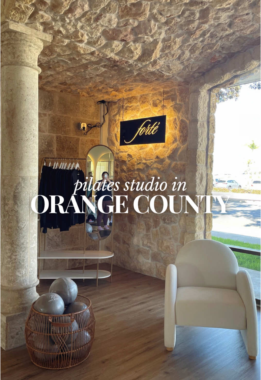 Adding visiting aesthetic fitness studios to my hobbies ✨🪞🕯️ #orangecounty #oc #Fitness #fitnessstudio #workoutclass #pilates #pilatesworkout #matpilates #ocpilates 