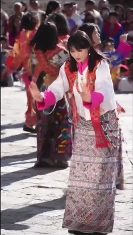 #samesong❣️#bhutanesetiktoker🇧🇹 #parotshechu #100kviews #viral #foryoupage #tiktokviral #🇧🇹 #🍀 #bodera #manja 