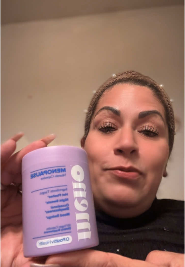 Amiga si tienes sofocones, insomnio 🥱 dolor de cabeza 🥴 dolor del cuerpo🦴 y estás en edad de premenopausia o menopausia probablemente te falten vitaminas 💊 las que yo uso son Meno de O positiv te las recomiendo. meno pastillas ecuador meno opositiv ecuador meno o positiv ecuador vitaminas para la menopausia  #menopausia #bochornos #perimenopausia #premenopausia #climaterio #opositiv #menovitamins #vitaminasmenopausia #ecuador