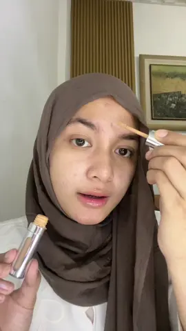 Akhirnya ada juga yg ciptain concealer tp bisa nyembuhin 😭‼️ thankyou @Nurilab.id gausah susah payah sembunyikan jerawat 🥰✨ #nurilab #conclearing ##DermsComeTrue#ConclearBeautifully 